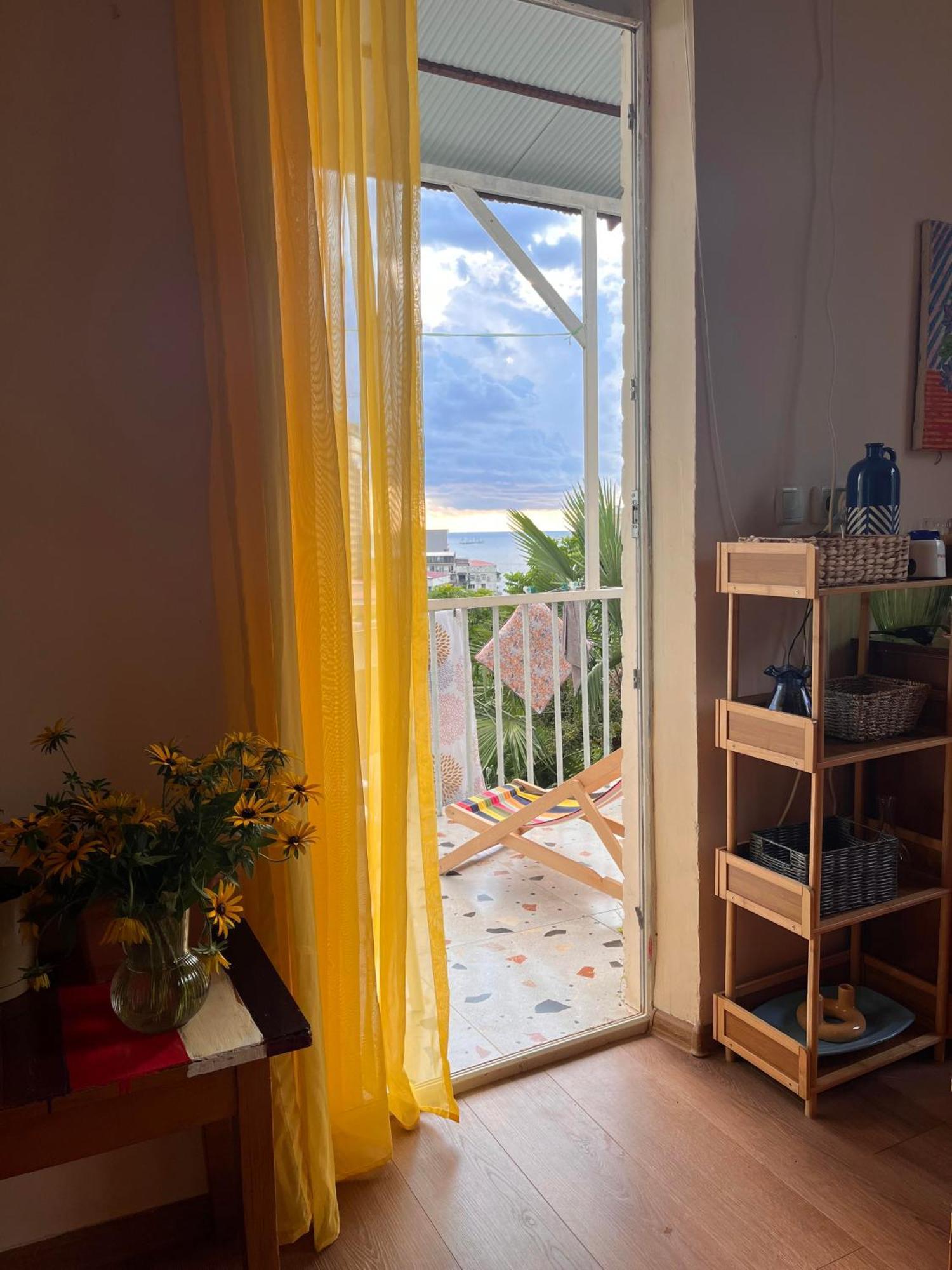 Almadovarhouse Makhinjauri Buitenkant foto